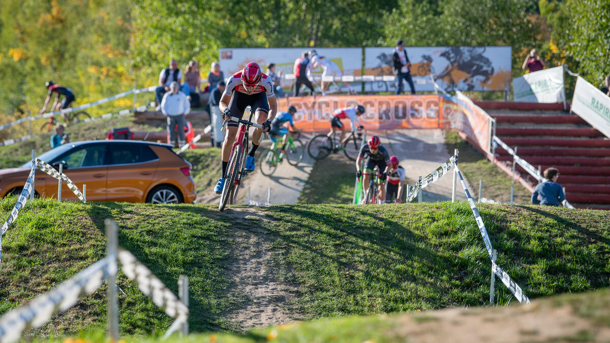 Bild vergrößern: Cyclo-Cross im Bike- und Outdoorpark Bad Salzdetfurth